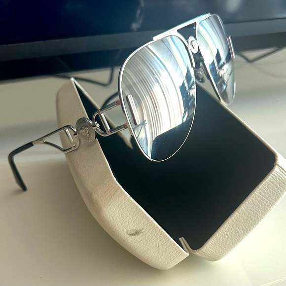 Versace Sunglasses - Picture 2 of 3